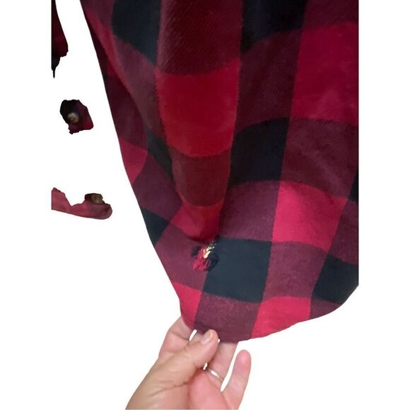Field & Stream Vintage Button Down Red/Black Checkered Plaid Long Sleeve Flannel - Picture 11 of 14
